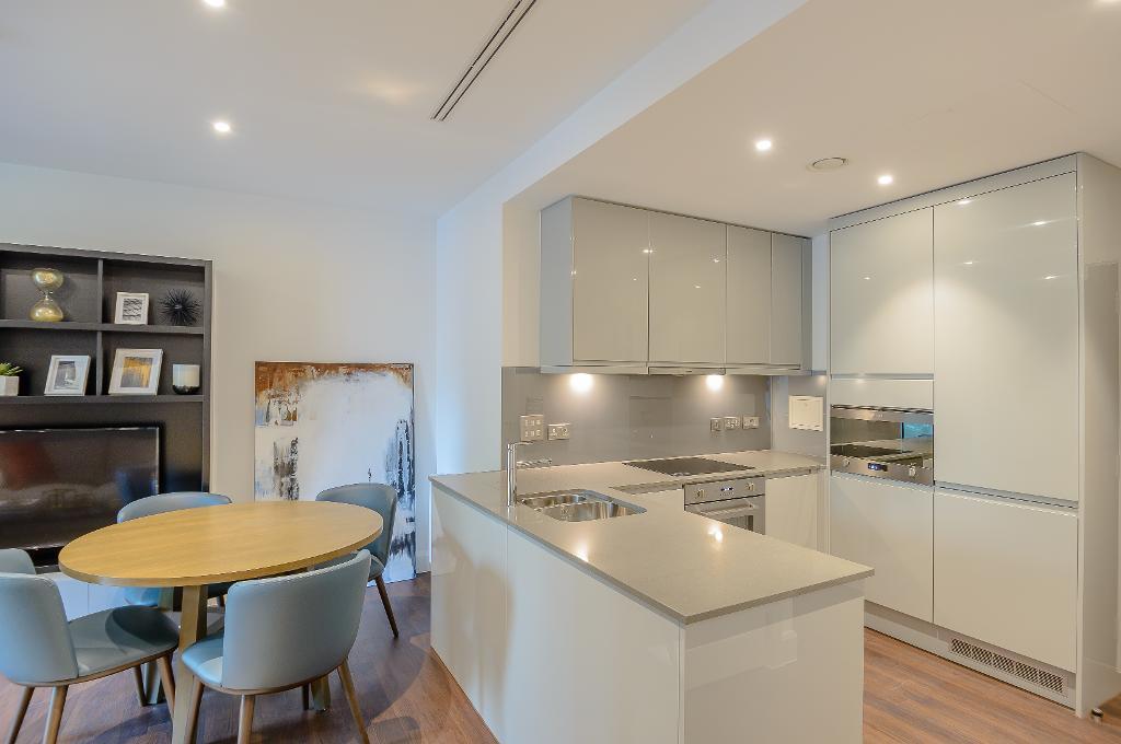 1 Bedroom Flat To Rent In Canary Wharf E14 Adamson Knight