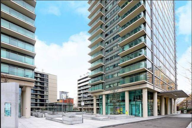 2 Bedroom Apartment to Rent in Canary Wharf, E14 9AF by Adamson Knight Estate Agents