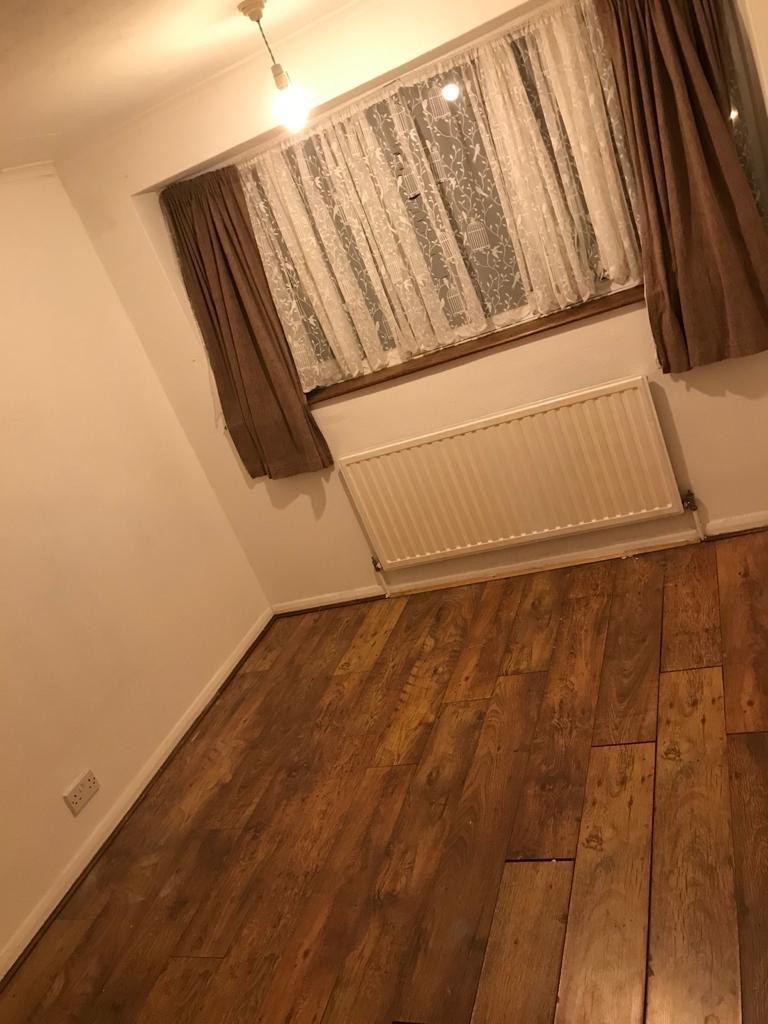 Terraced to Rent in Essex, RM13 9NW by Adamson Knight Estate Agents