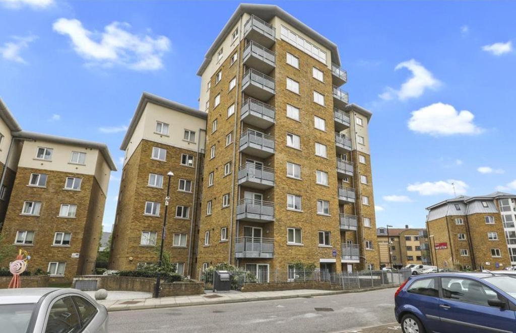 2 Bed Flat Property to Rent in Bow, E3 2SU by Adamson Knight Estate Agents
