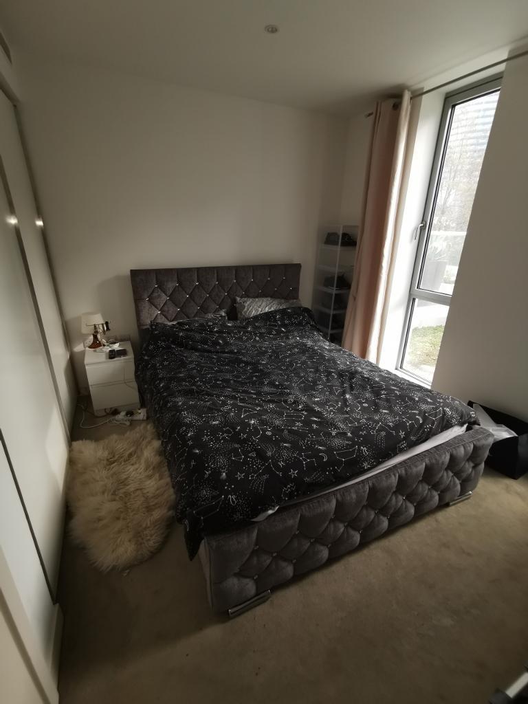 1 Bedroom Flat for Sale in London, E14 9HN by Adamson Knight Estate Agents
