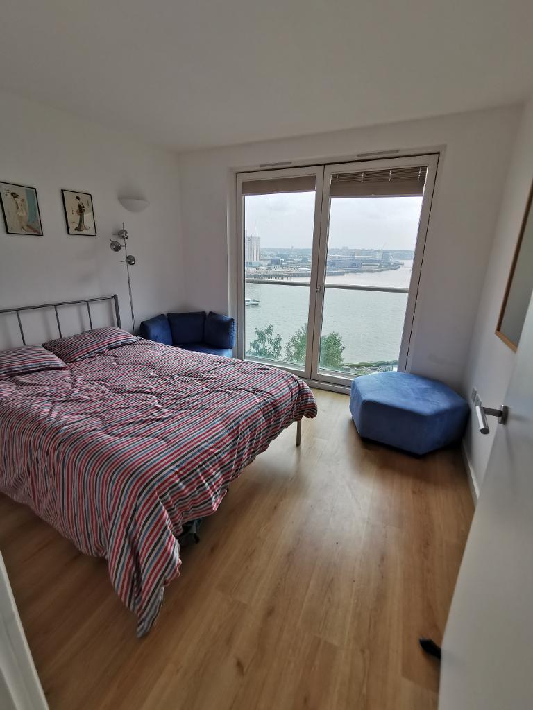 2 Bedroom Flat to Rent in Canary Wharf, South Quay, E14 9PL by Adamson Knight Estate Agents