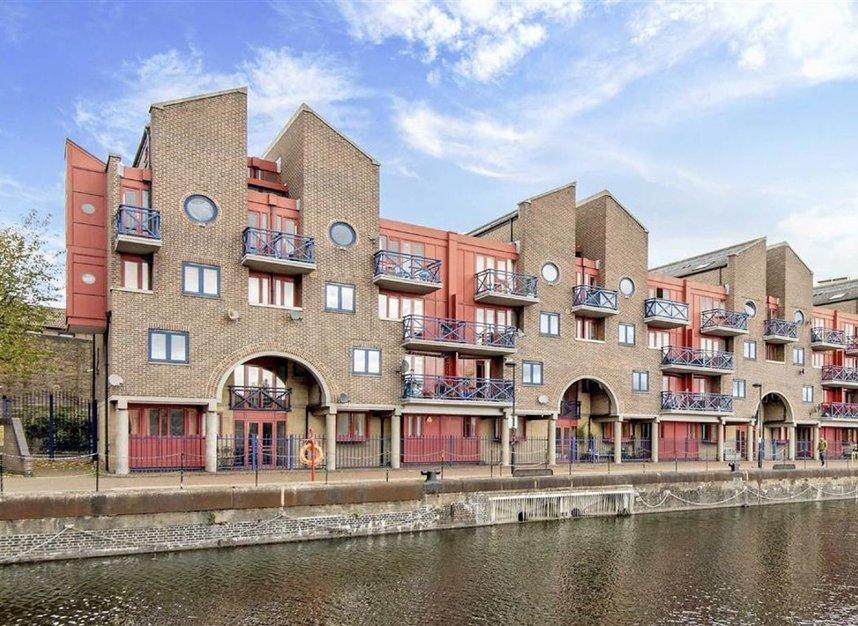 Newland Quay, Shadwell, Wapping, London, E1W 3QZ