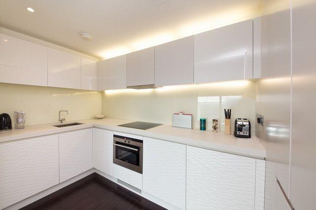 Pan Peninsula, West Tower, South Quay Canary Wharf, London, E14 9HG