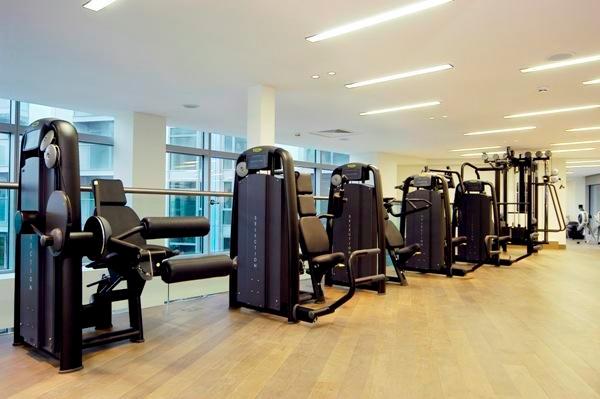 Apartment to Rent in Canary Wharf, E14 3TS by Adamson Knight Estate Agents