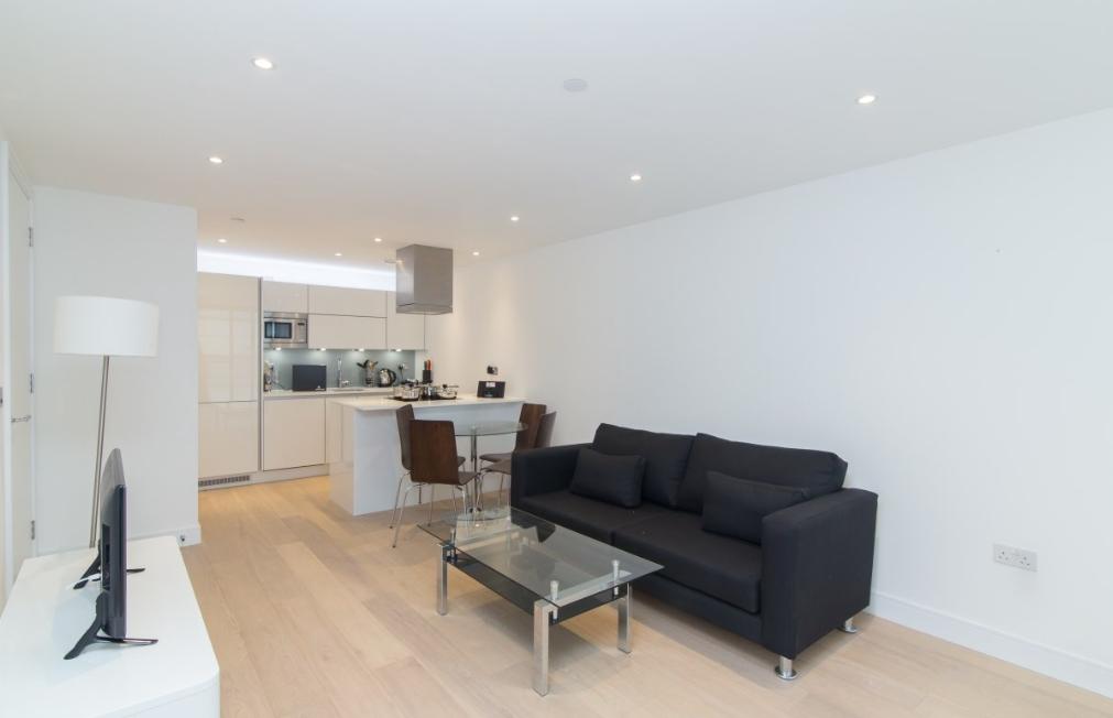 2 Bedroom Flat to Rent in London, E1 6LW by Adamson Knight Estate Agents