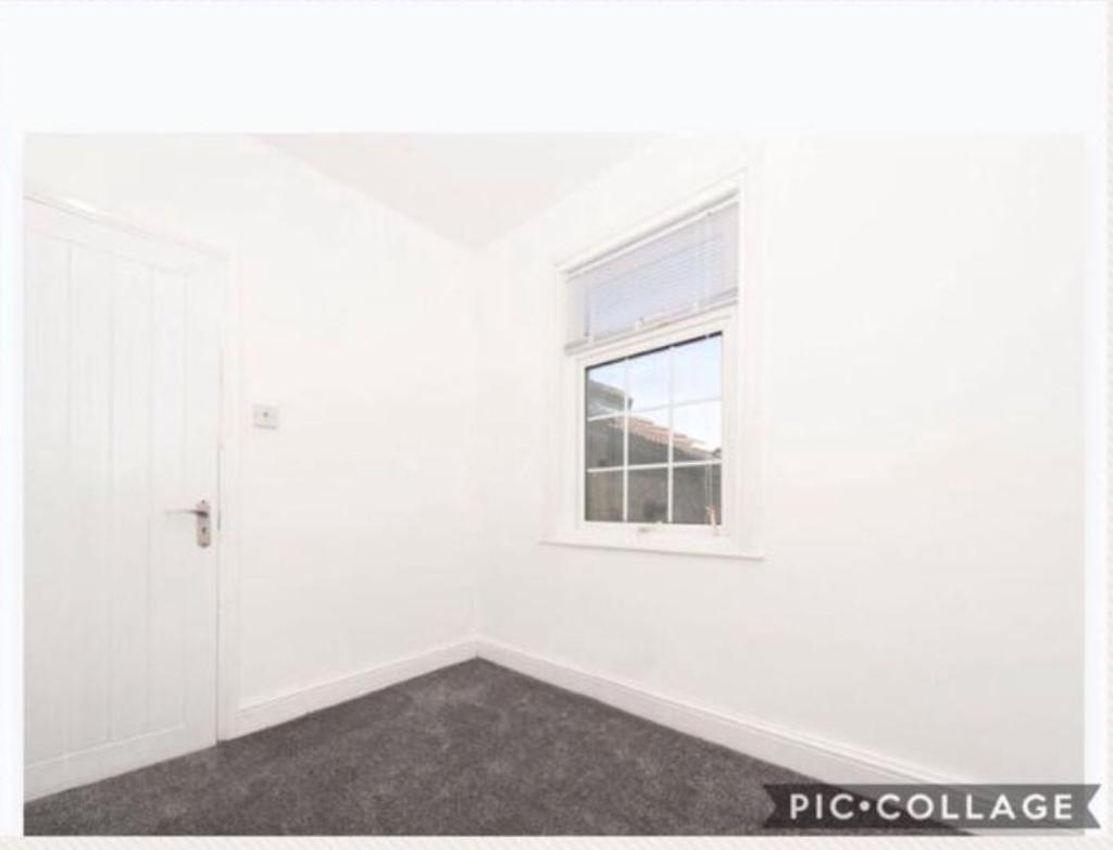 Terraced to Rent in London, N9 0HD by Adamson Knight Estate Agents