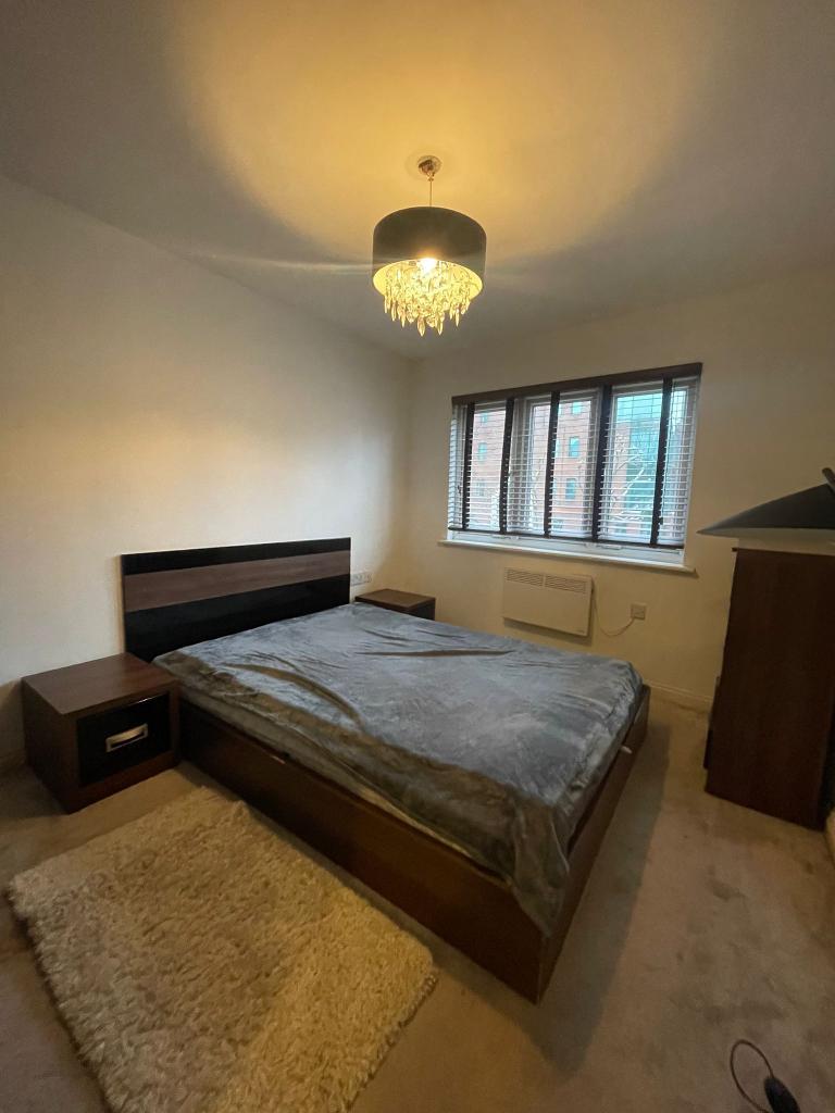 Apartment to Rent in South Quay, E14 8PJ by Adamson Knight Estate Agents