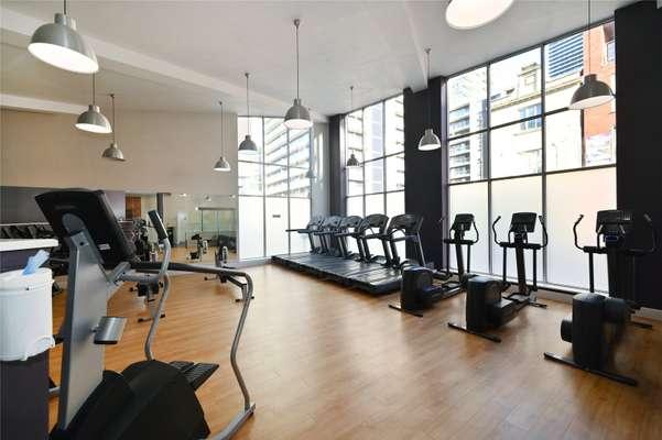 1 Bedroom Flat to Rent in Canary Wharf, South Quay, E14 8JR by Adamson Knight Estate Agents