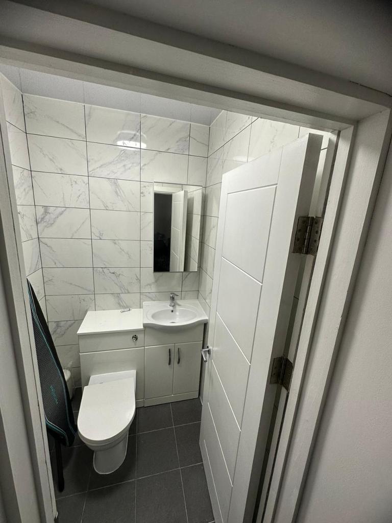 Apartment to Rent in London, E3 2SG by Adamson Knight Estate Agents