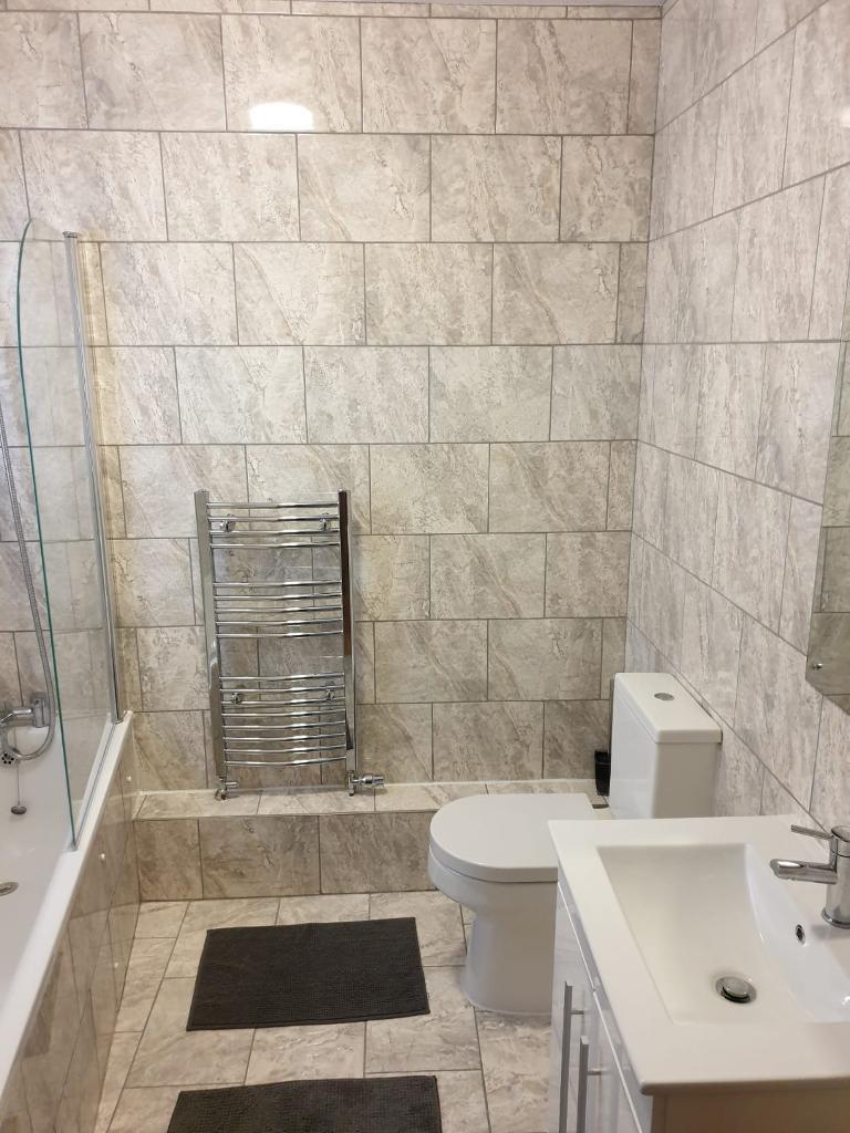 Apartment to Rent in London , E8 2AB, E8 2AB by Adamson Knight Estate Agents