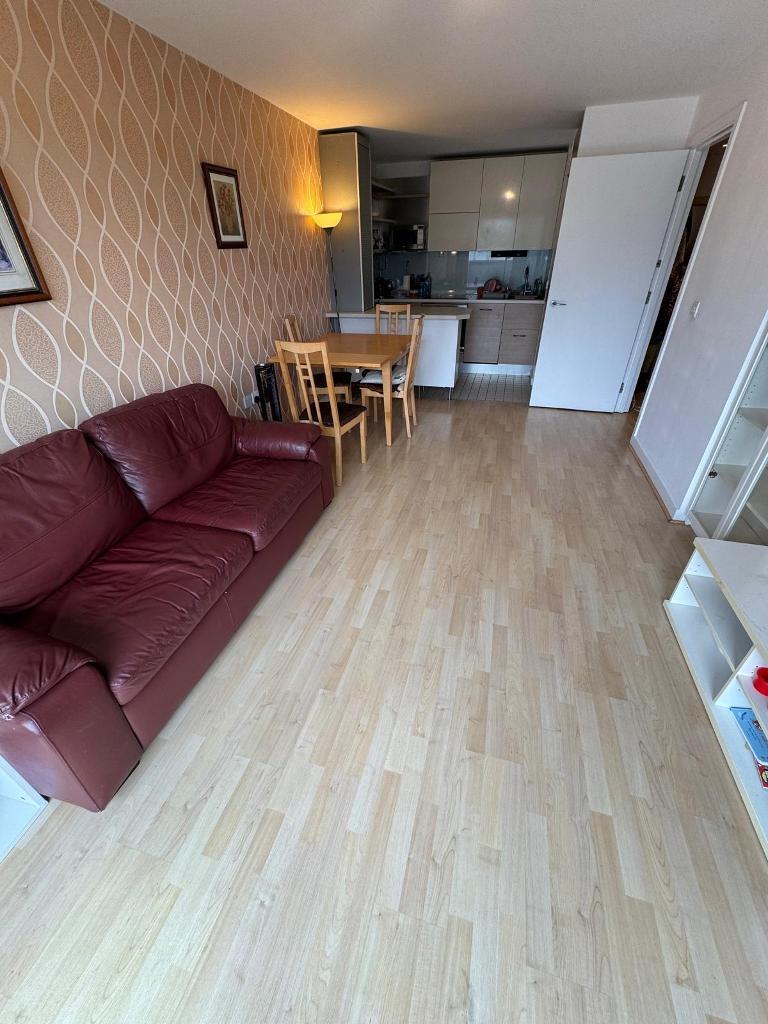 2  Bed Apartment Property to Rent in London, SE13 7RD by Adamson Knight Estate Agents