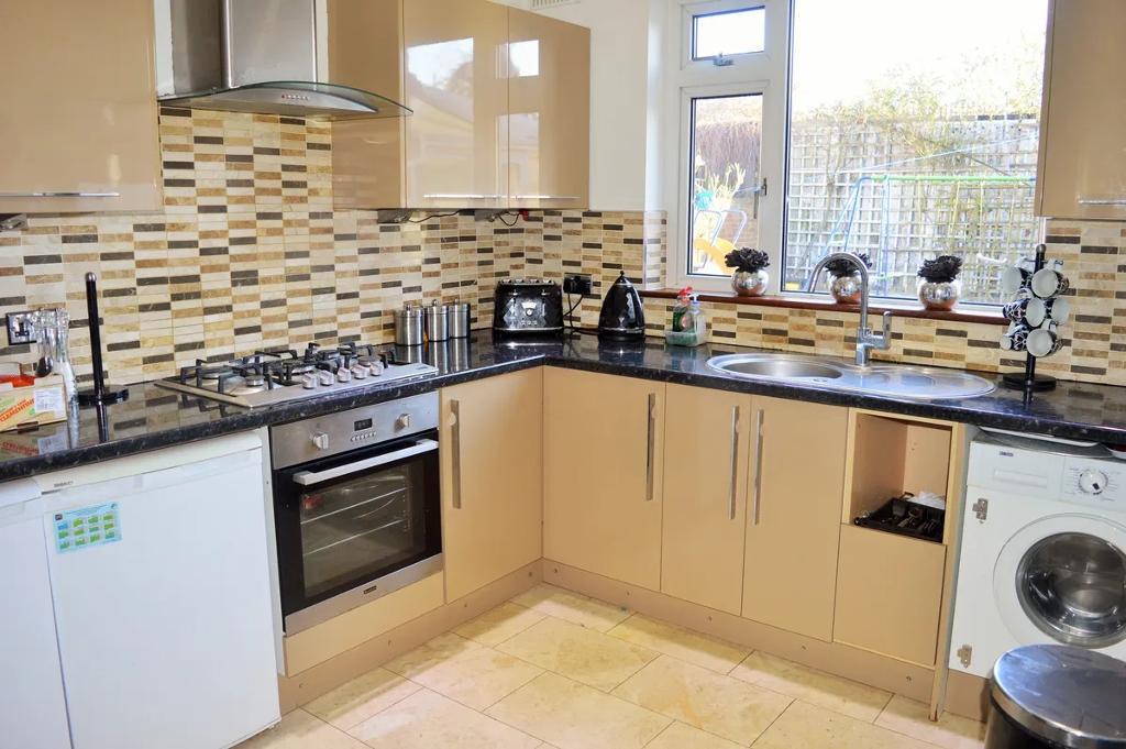 Mill Road, Newham, London, E16 2BE