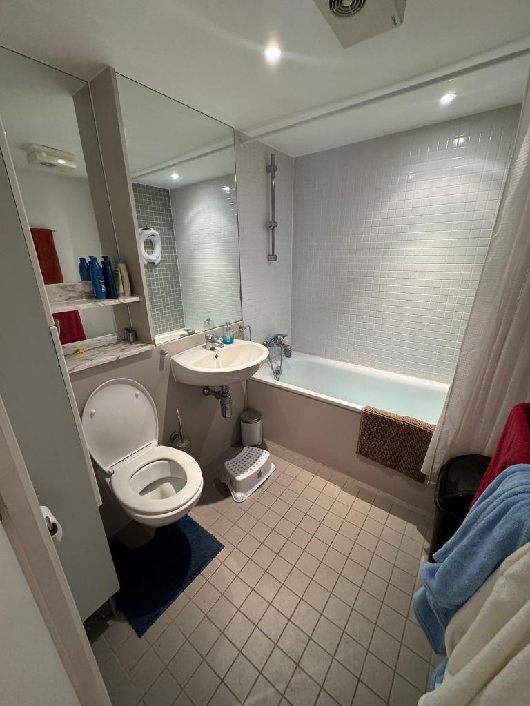 Apartment to Rent in London, SE13 7RD by Adamson Knight Estate Agents
