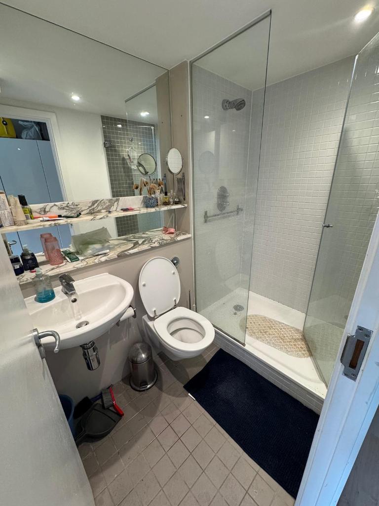 Apartment to Rent in London, SE13 7RD by Adamson Knight Estate Agents