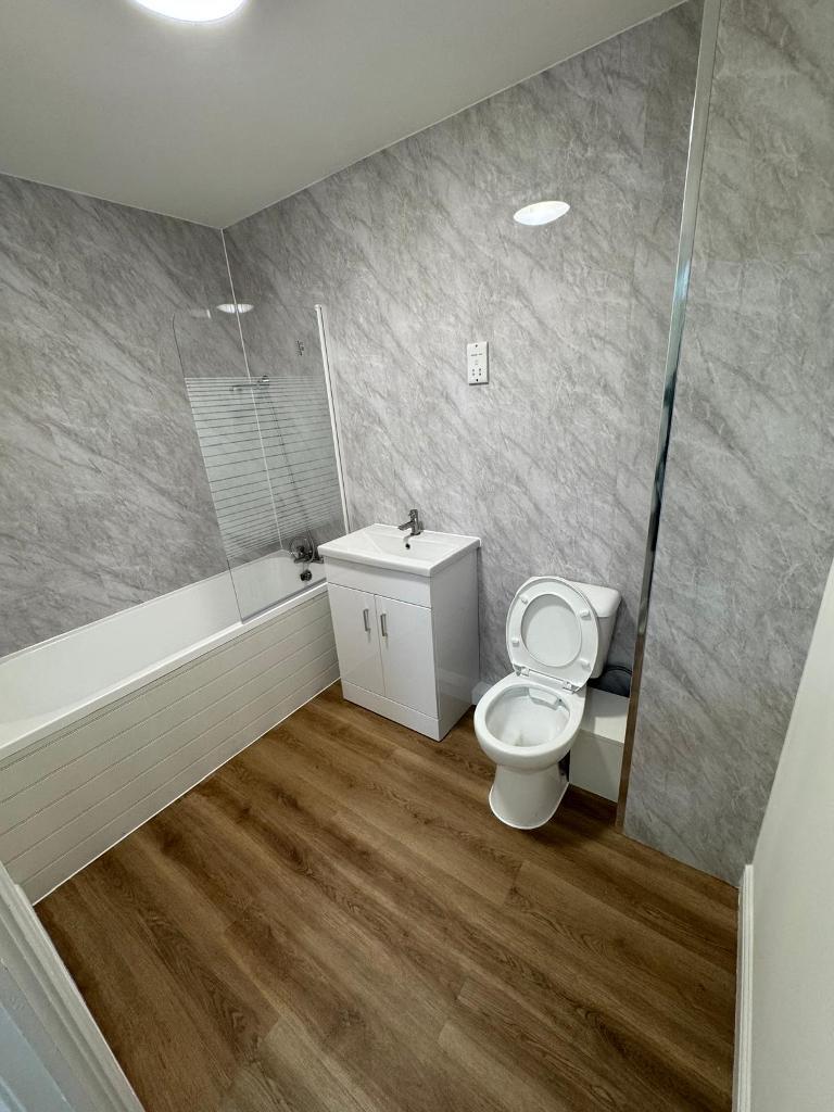 Apartment for Sale in London, E6 5NX by Adamson Knight Estate Agents