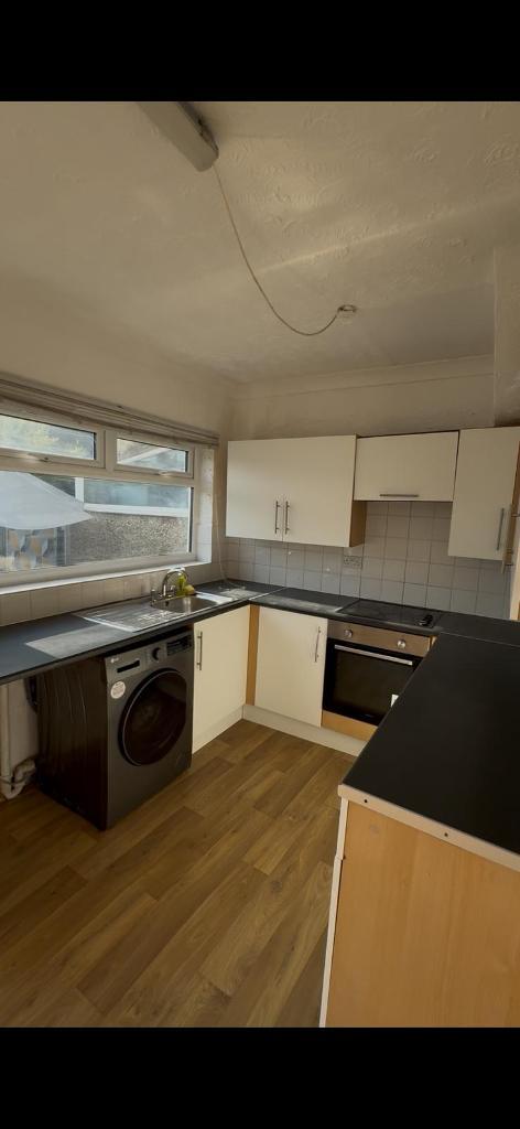 Terraced to Rent in Essex, RM17 5YR by Adamson Knight Estate Agents