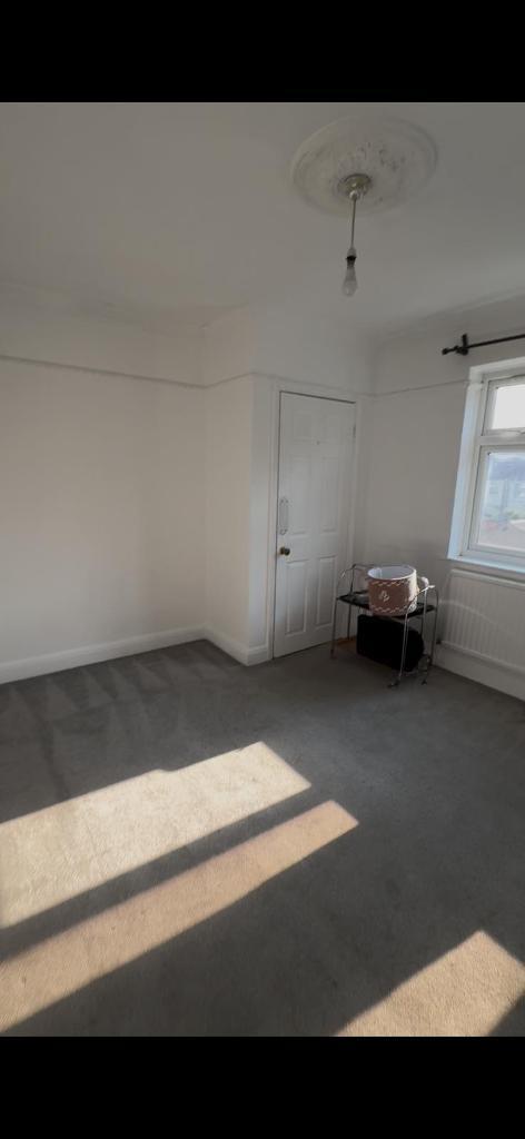 Terraced to Rent in Essex, RM17 5YR by Adamson Knight Estate Agents